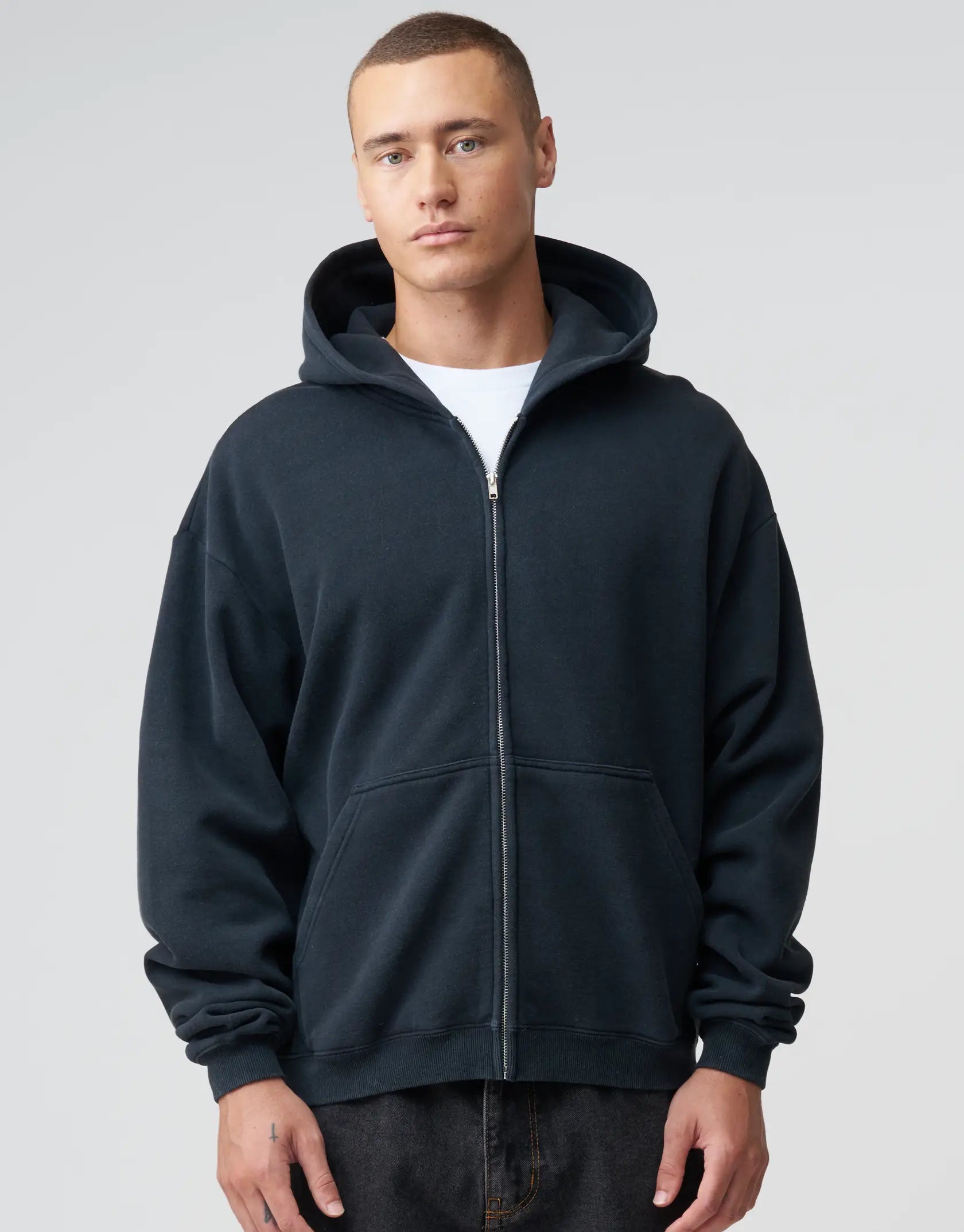 TRENDY SHIRTS #7761 Essential Oversized Zip Up Hoodie